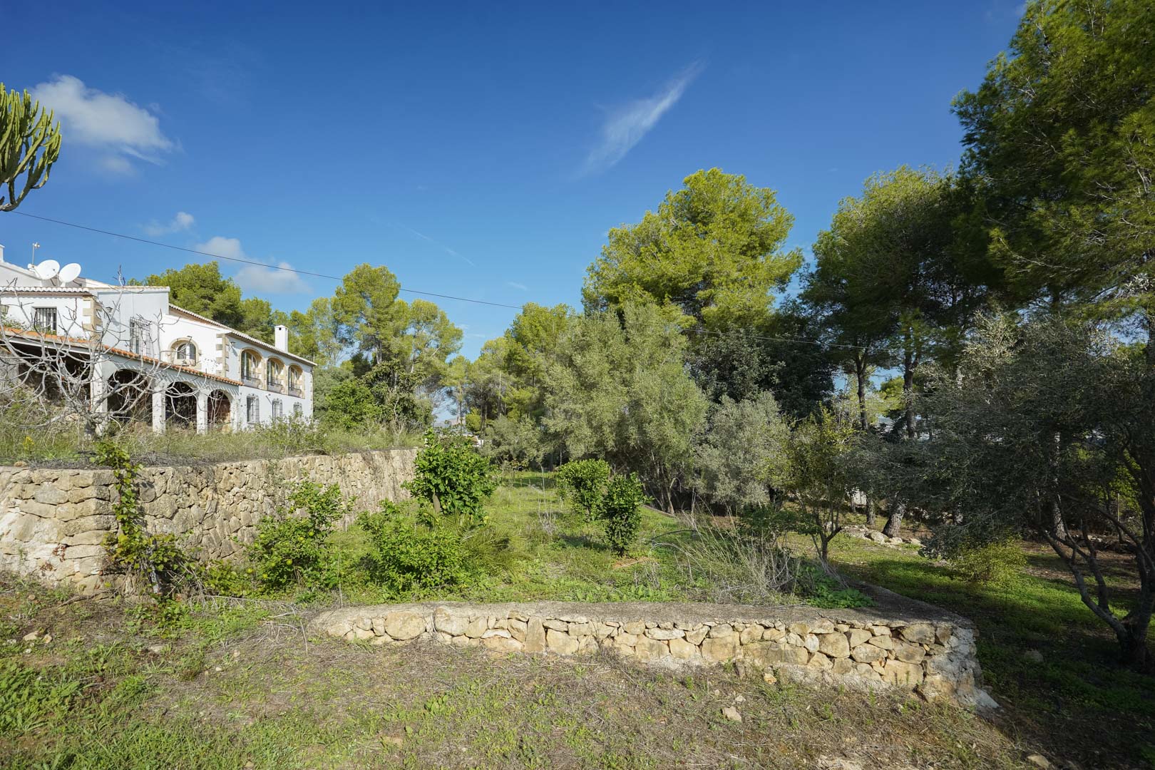 Beautiful Traditional Villa on a Large Plot in La Lluca, Jávea