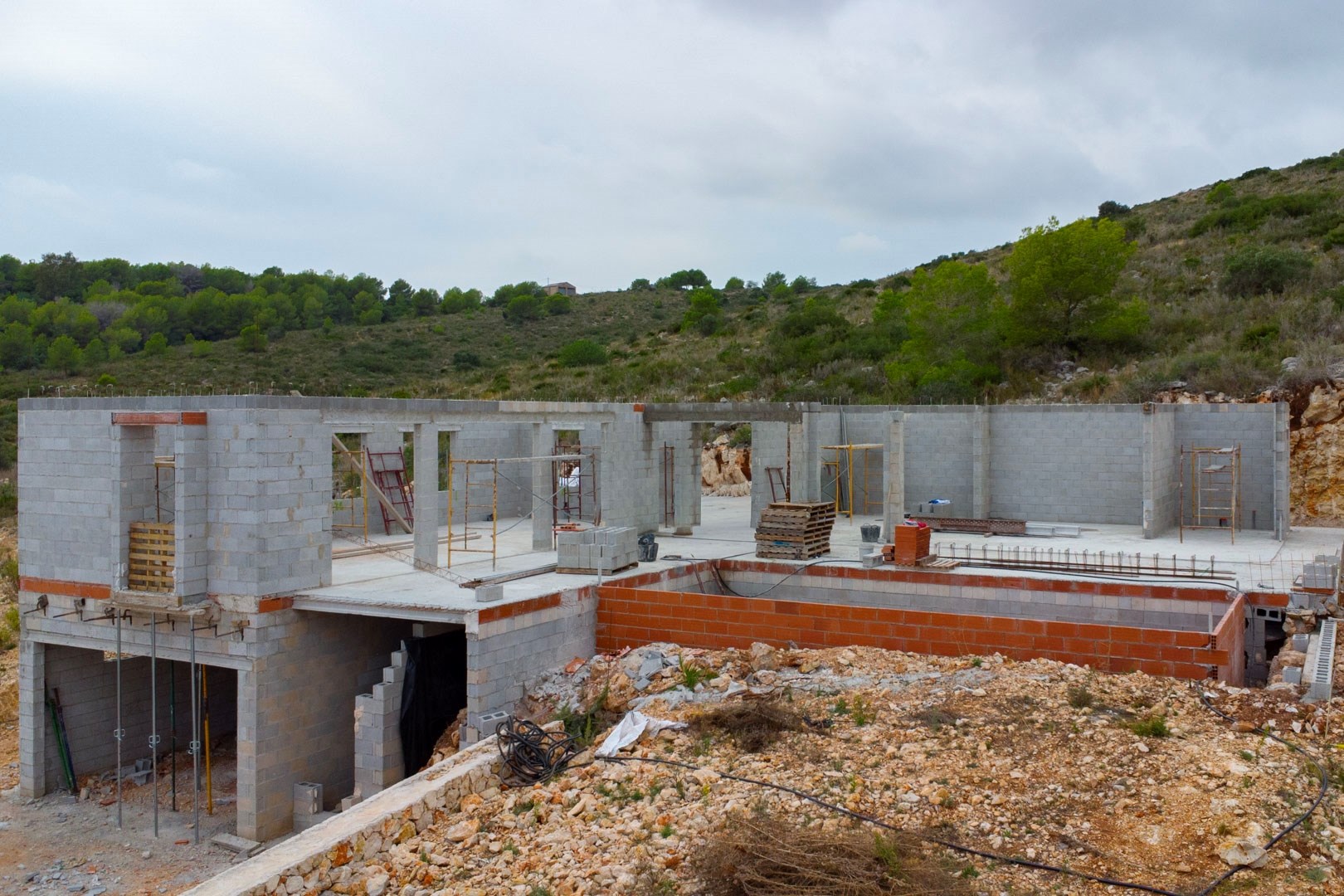 Modern 3 bed villa under construction in the urbanisation Racó de Nadal