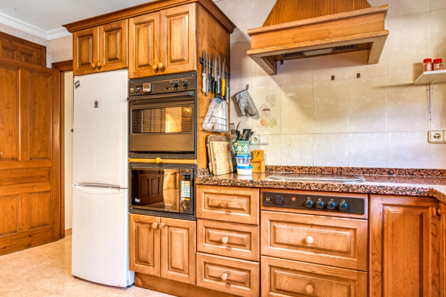Charming Mediterranean villa with 4 bedrooms for sale in Jávea - Close to beaches and restaurants