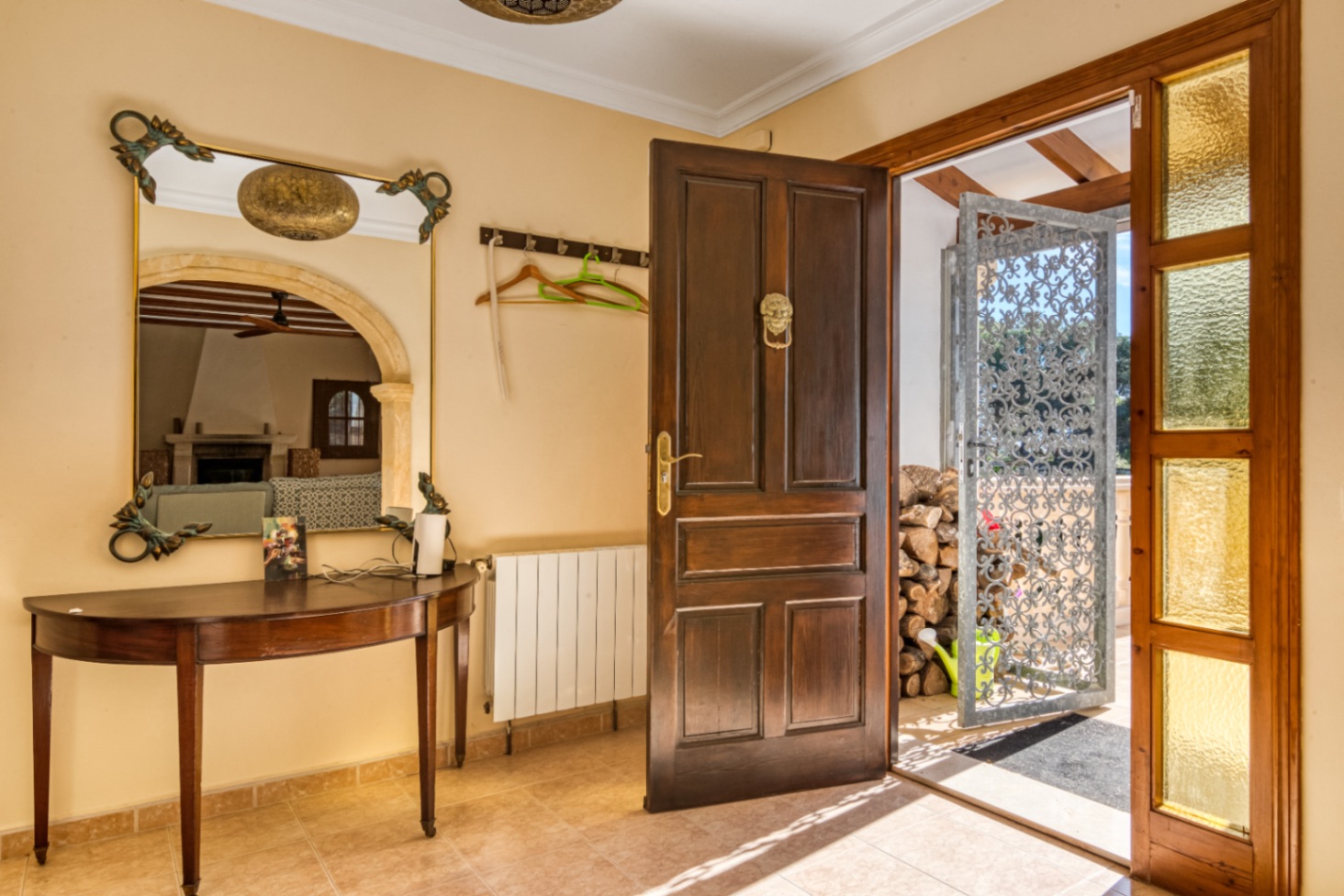 Charming Mediterranean villa with 4 bedrooms for sale in Jávea - Close to beaches and restaurants
