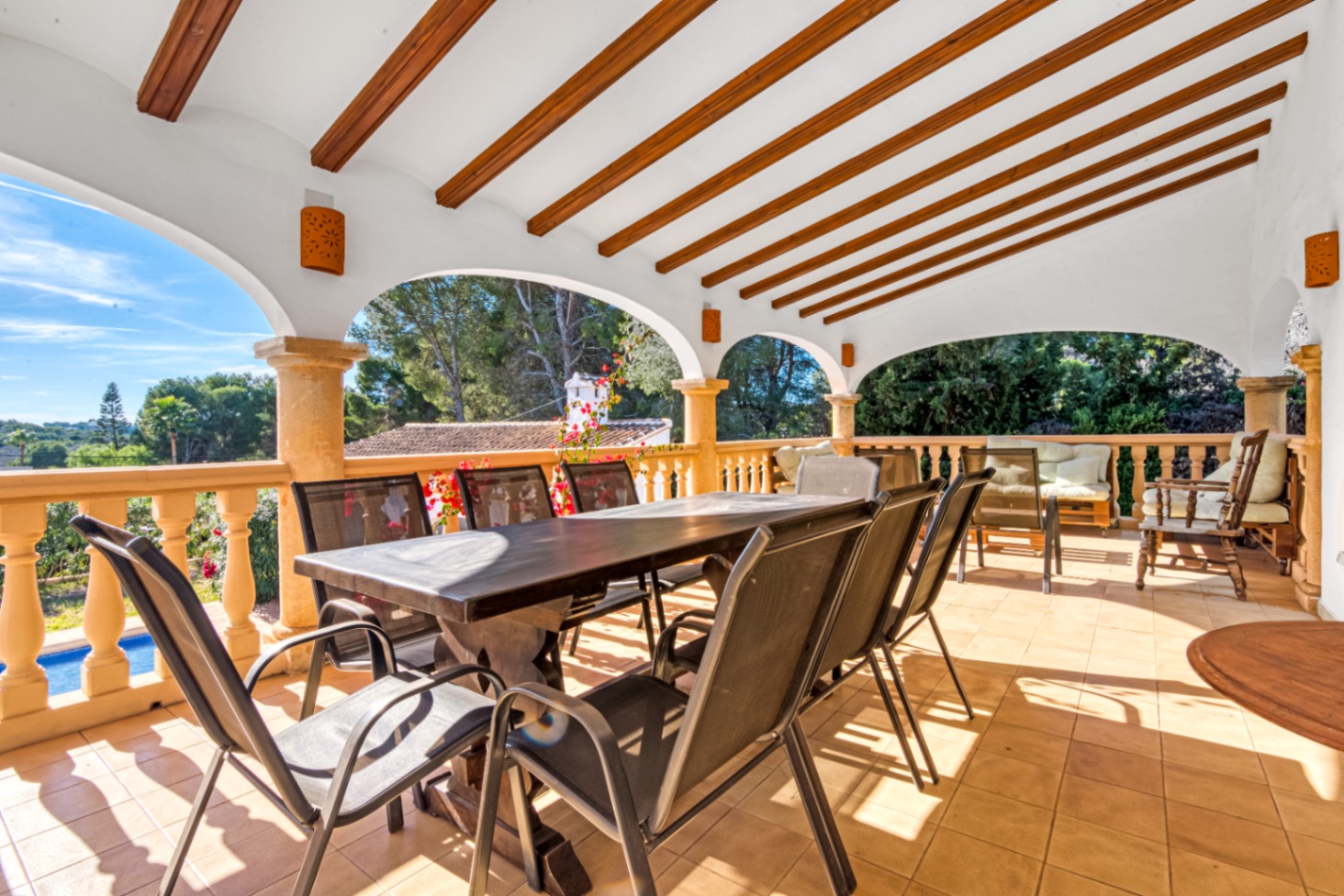 Charming Mediterranean villa with 4 bedrooms for sale in Jávea - Close to beaches and restaurants