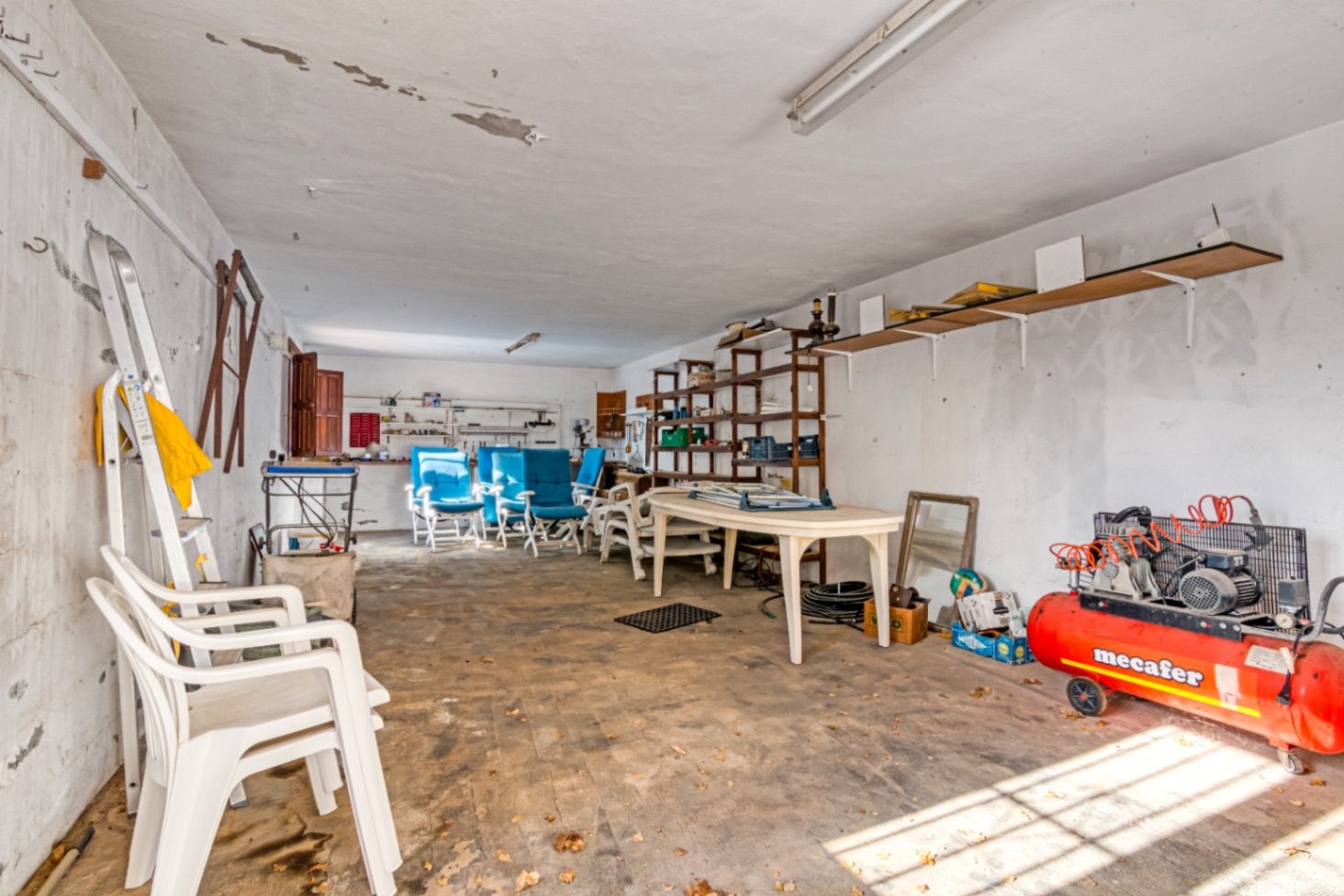 Charming Mediterranean villa with 4 bedrooms for sale in Jávea - Close to beaches and restaurants
