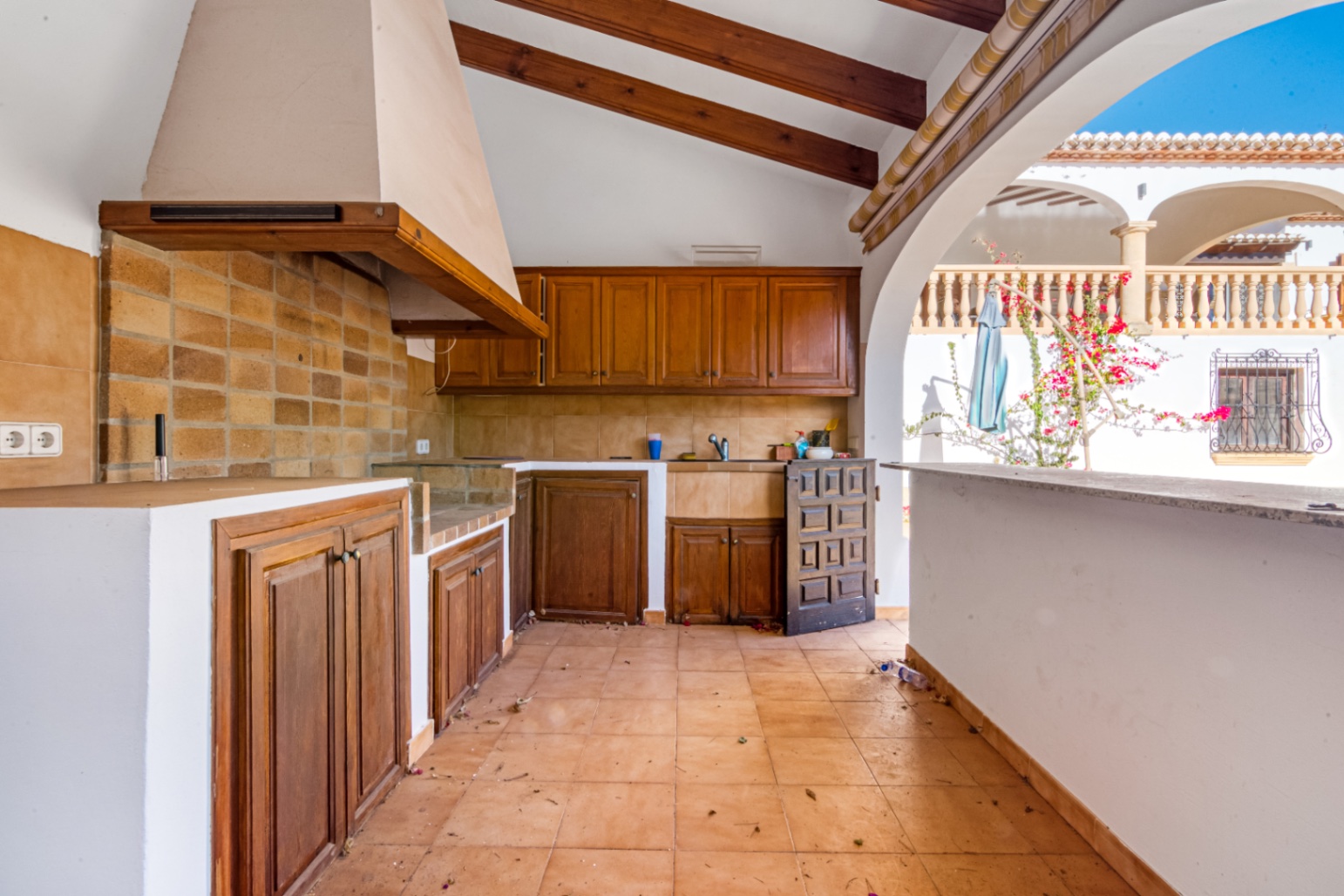 Charming Mediterranean villa with 4 bedrooms for sale in Jávea - Close to beaches and restaurants