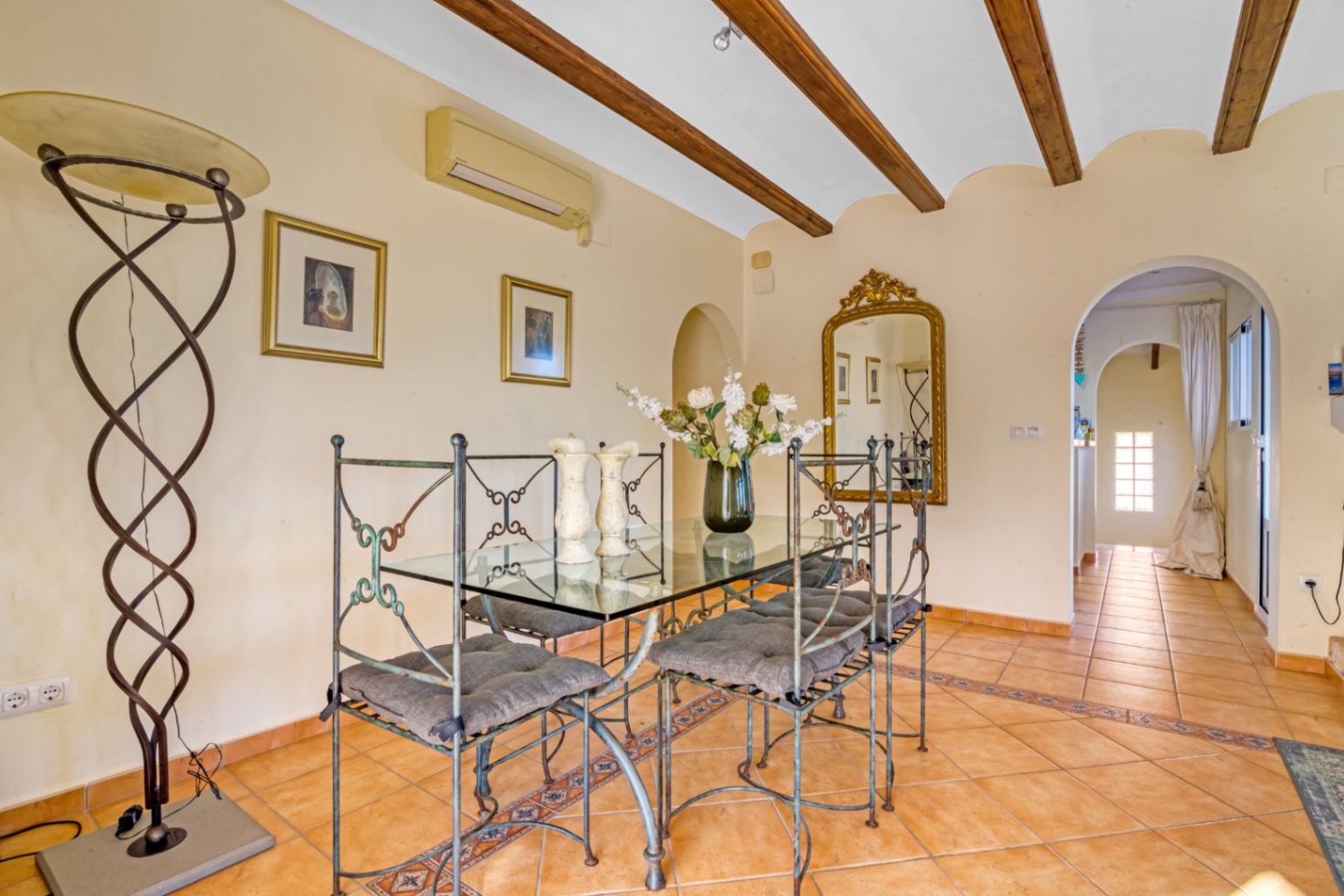 Charming 4 bed villa with sea views for sale in Javea Tosalet Entre Pinos