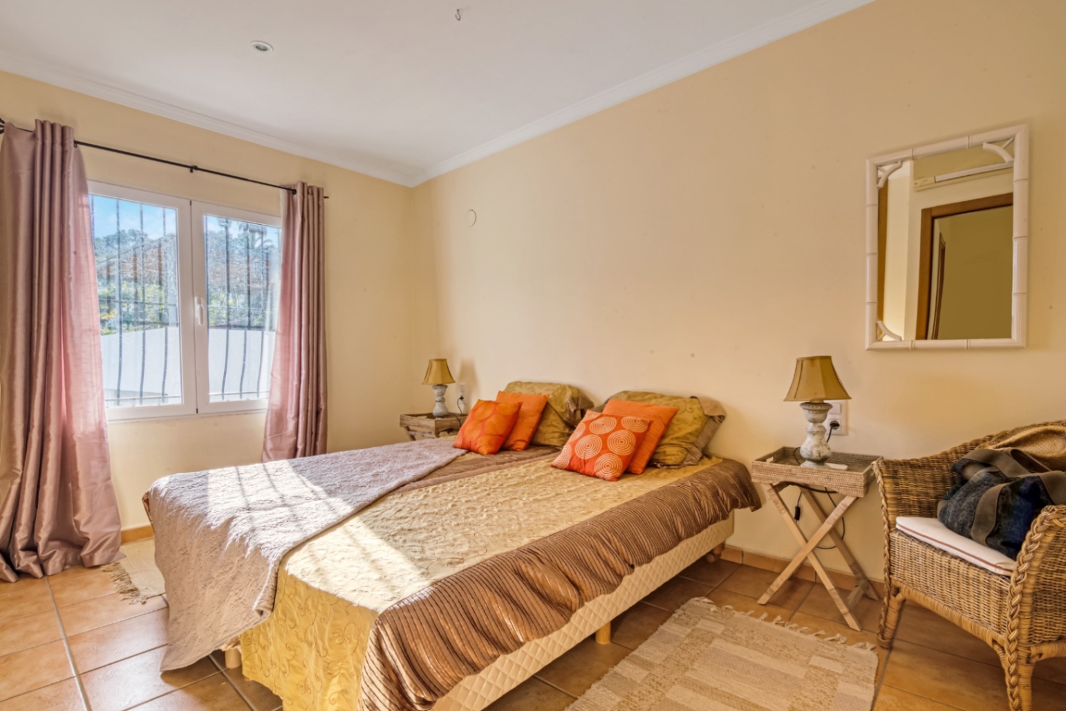 Charming 4 bed villa with sea views for sale in Javea Tosalet Entre Pinos