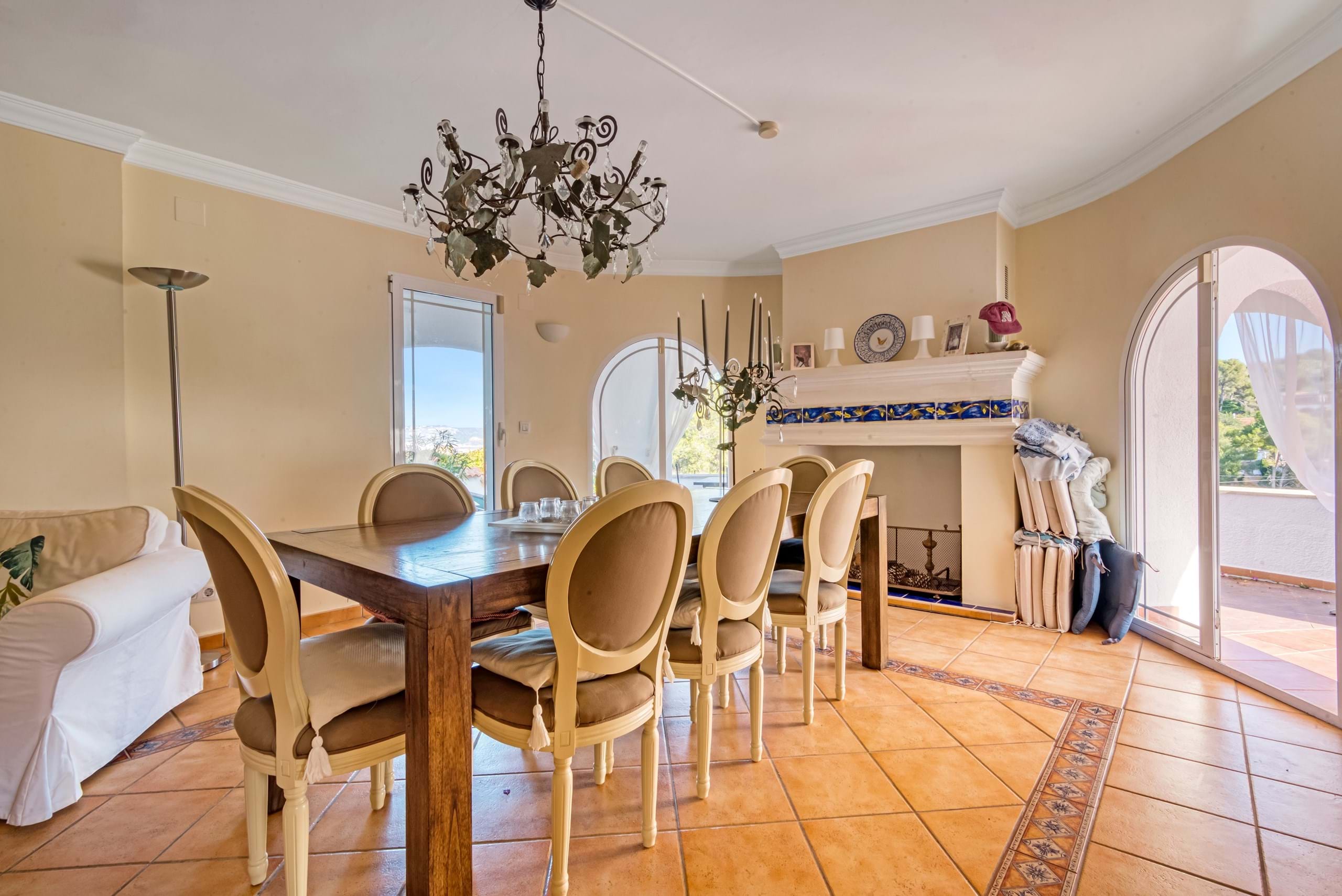 Charming 4 bed villa with sea views for sale in Javea Tosalet Entre Pinos