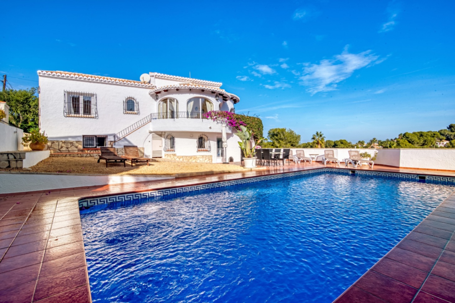 Charming 4 bed villa with sea views for sale in Javea Tosalet Entre Pinos
