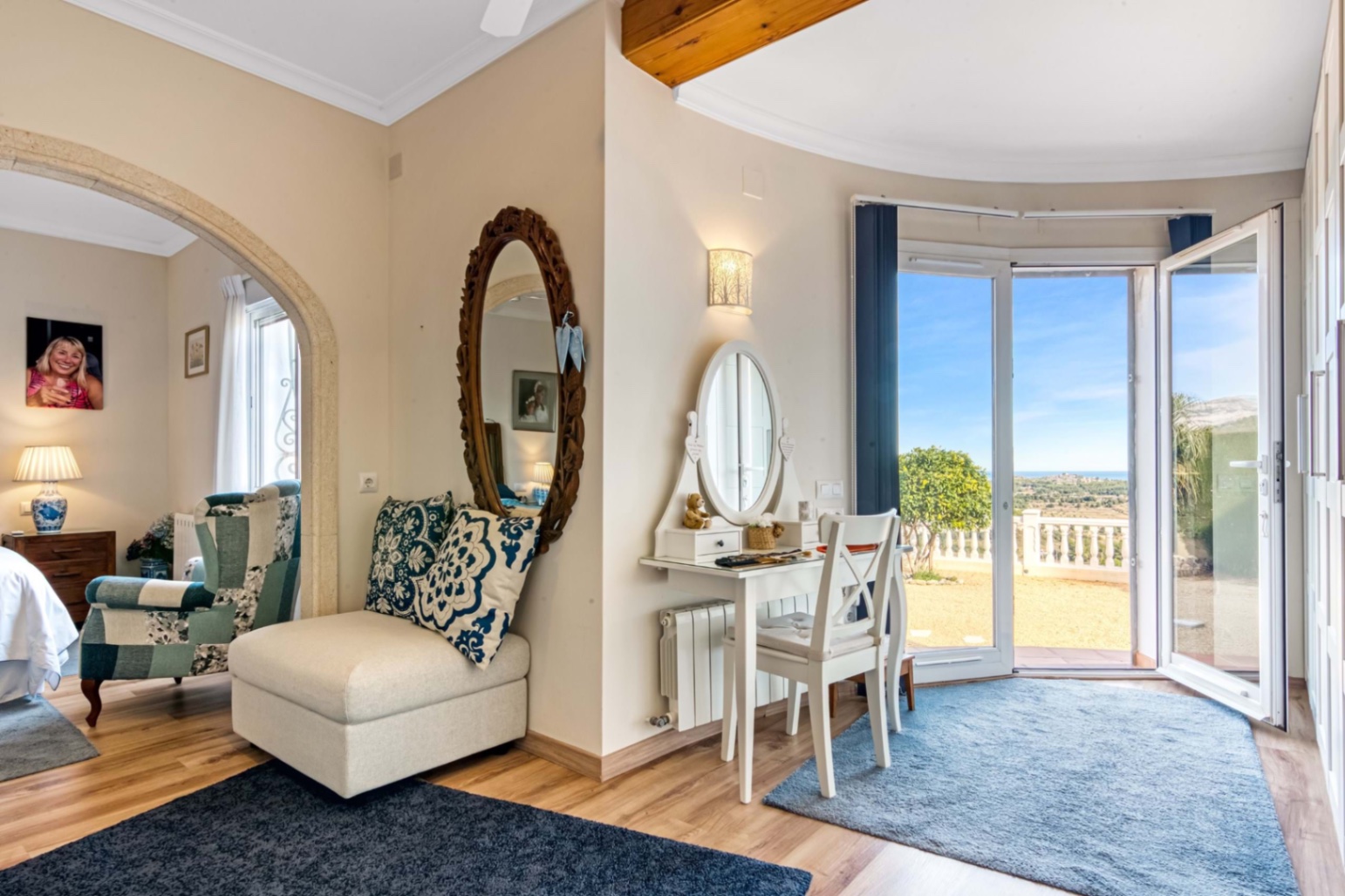 Villa avec vues sur la mer et la montagne à seulement 8 minutes des plages de Javea