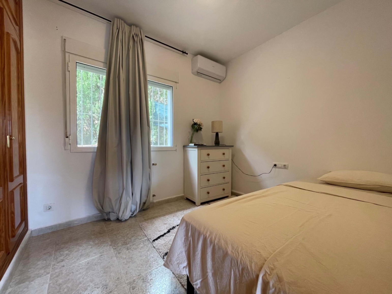 Superbe villa de 3 chambres avec vue sur la montagne à vendre à Benitatchell.