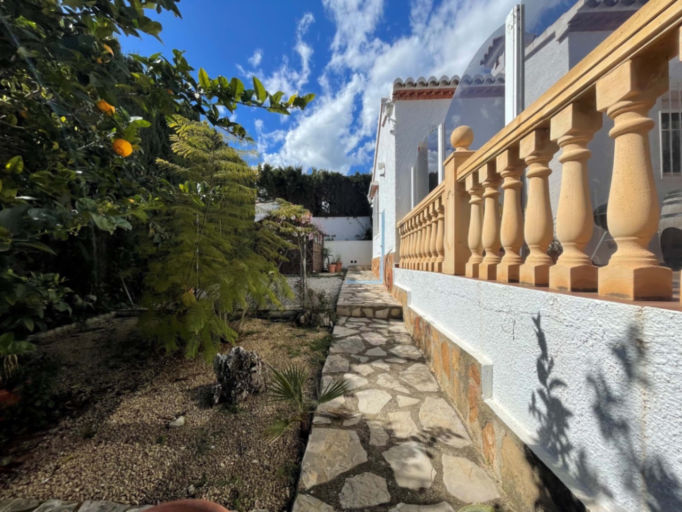 Superbe villa de 3 chambres avec vue sur la montagne à vendre à Benitatchell.