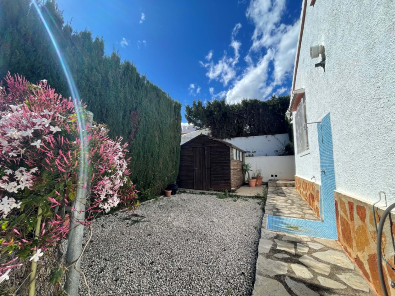 Superbe villa de 3 chambres avec vue sur la montagne à vendre à Benitatchell.