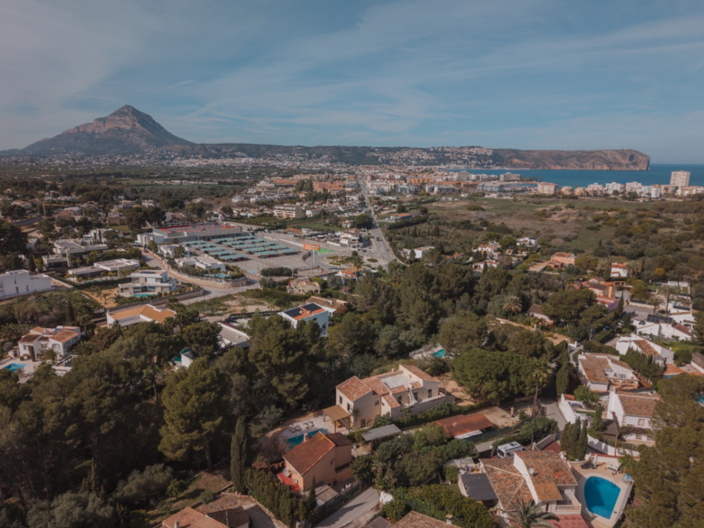 Elegante villa reformada de 5 dormitorios en venta en Javea El Tosalet - Cap Marti