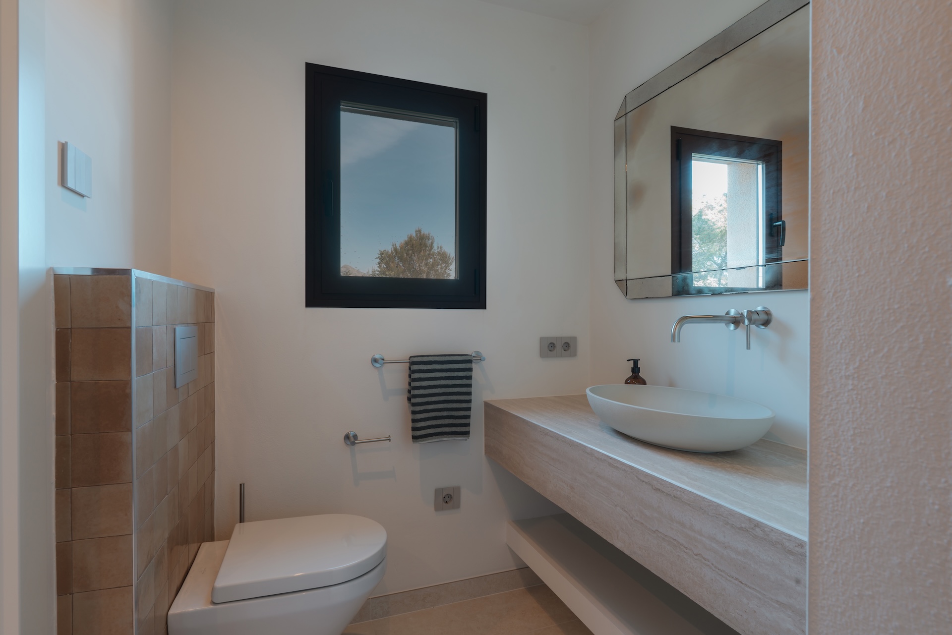 Elegante villa reformada de 5 dormitorios en venta en Javea El Tosalet - Cap Marti