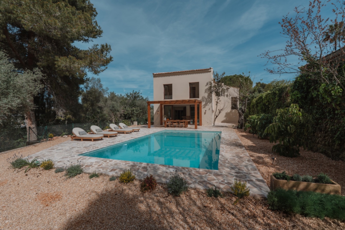 Elegante villa reformada de 5 dormitorios en venta en Javea El Tosalet - Cap Marti