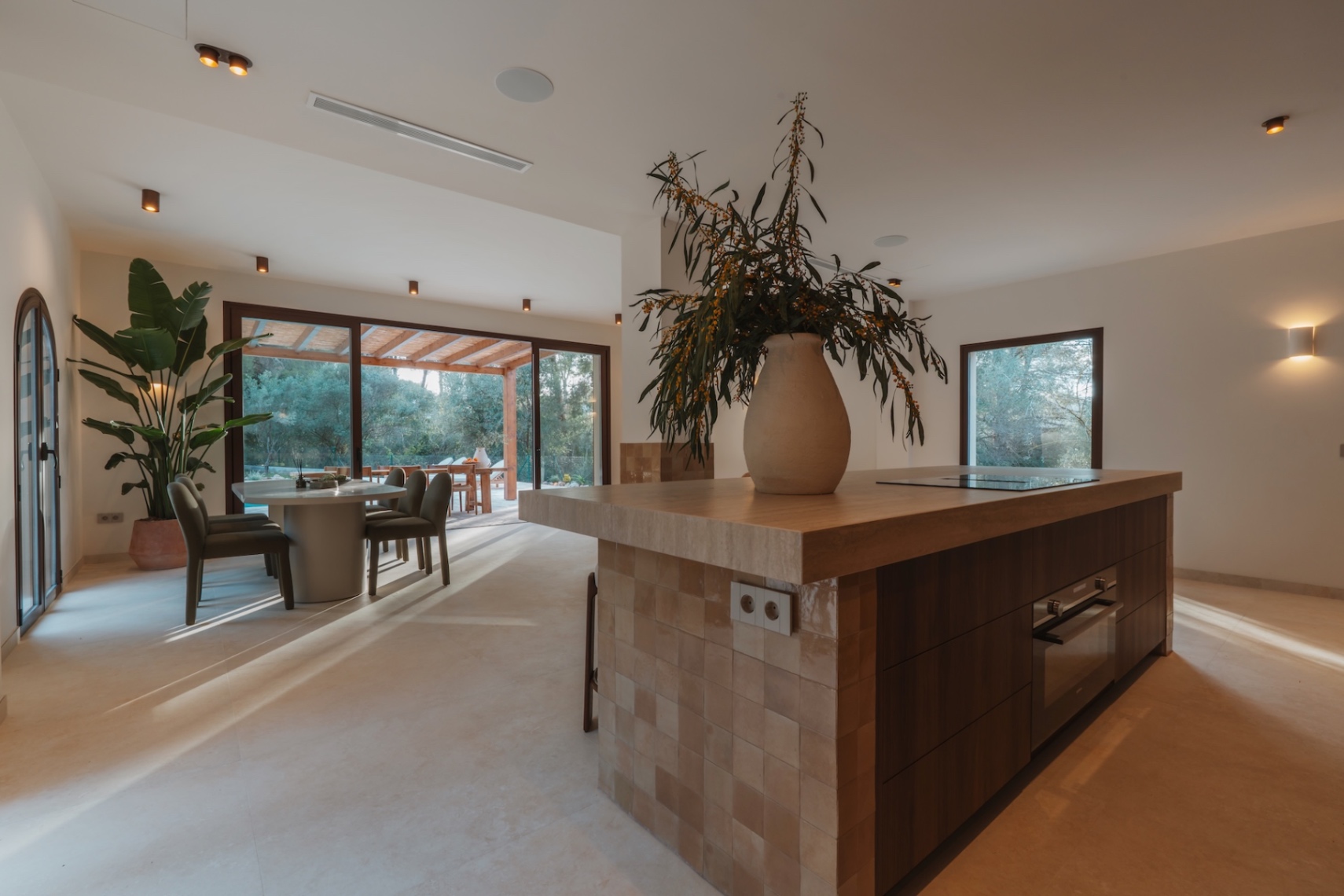 Elegante villa reformada de 5 dormitorios en venta en Javea El Tosalet - Cap Marti