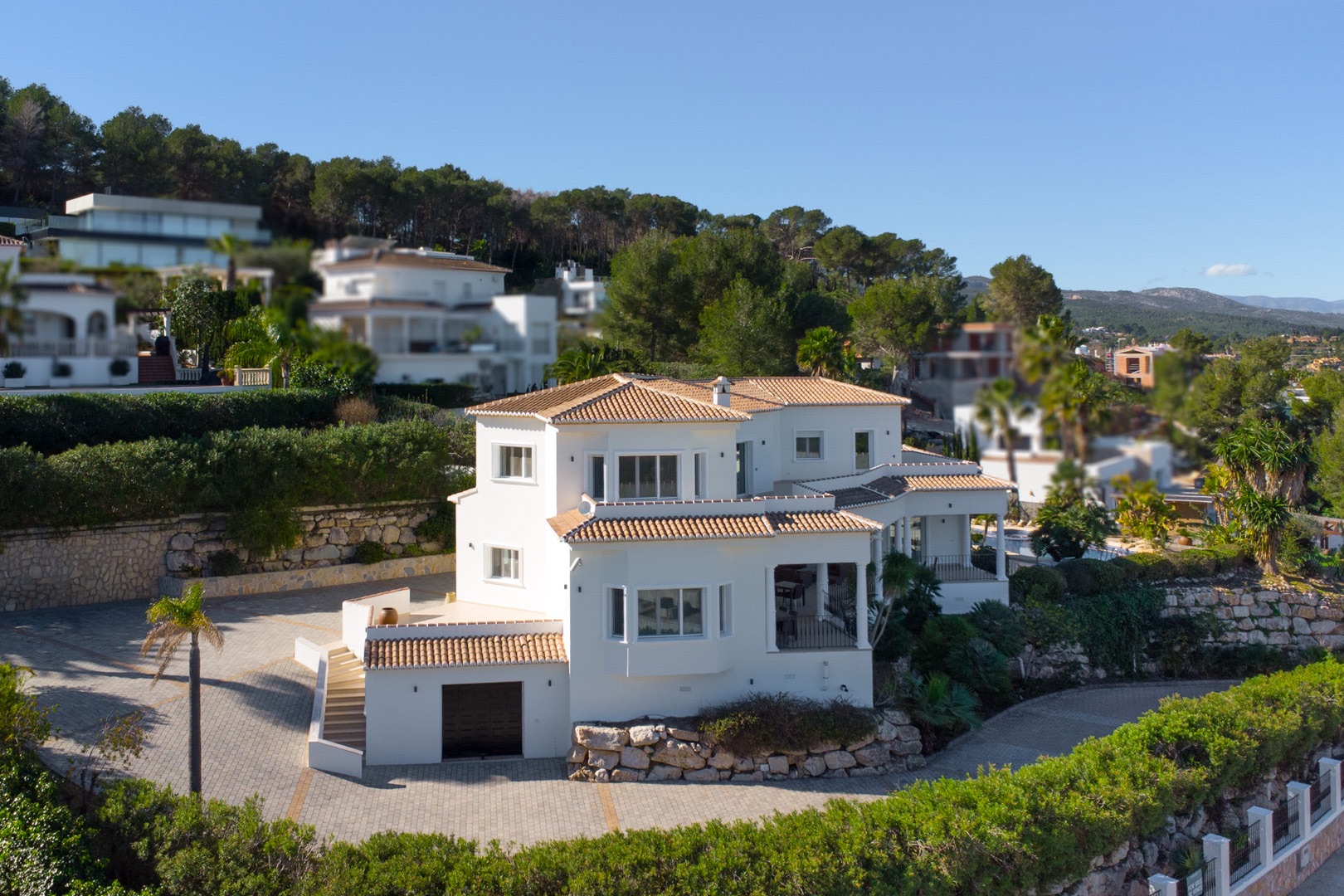 Vila massiva de 4 habitacions amb vistes al mar i al Montgó en venda a Javea Piver