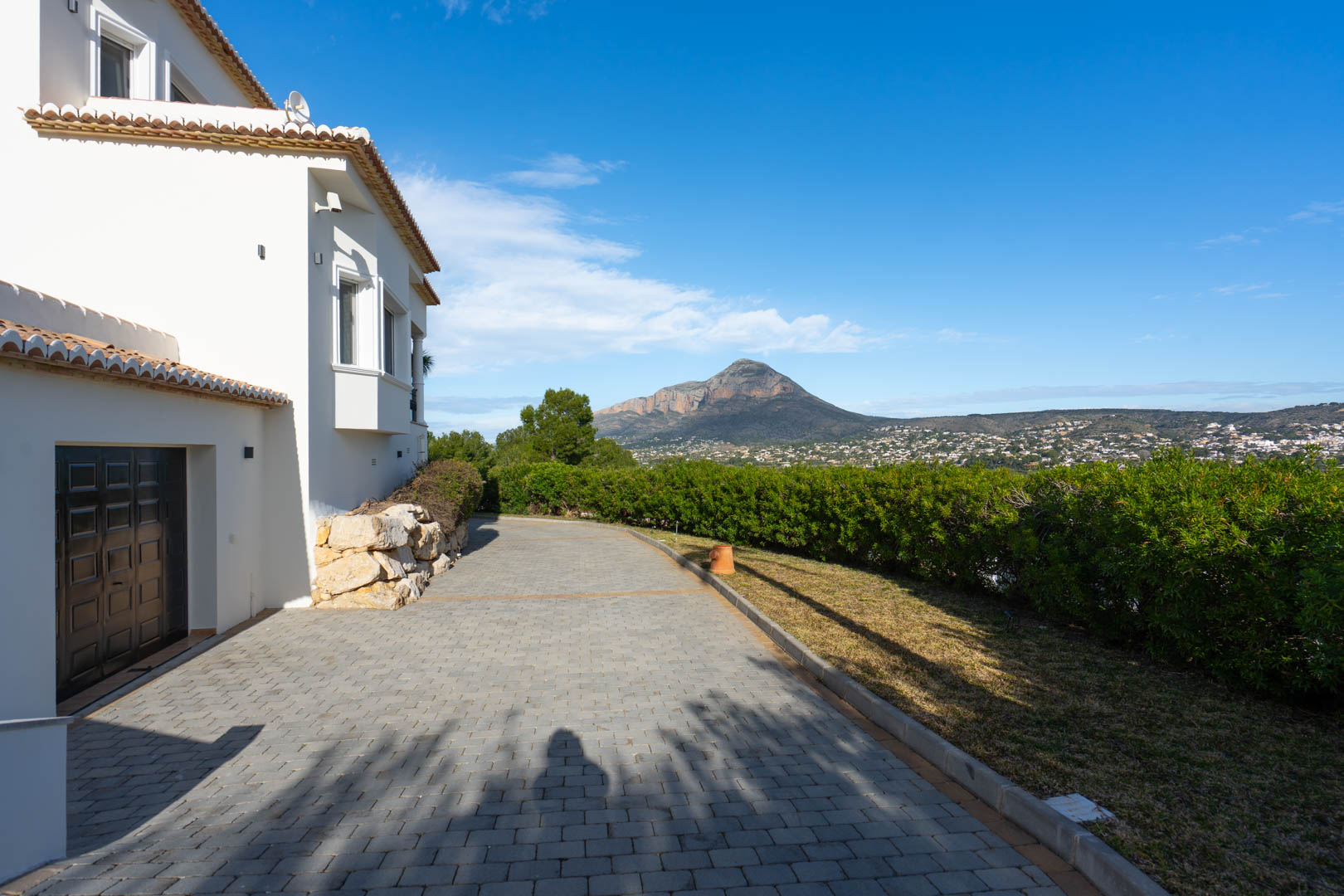 Vila massiva de 4 habitacions amb vistes al mar i al Montgó en venda a Javea Piver