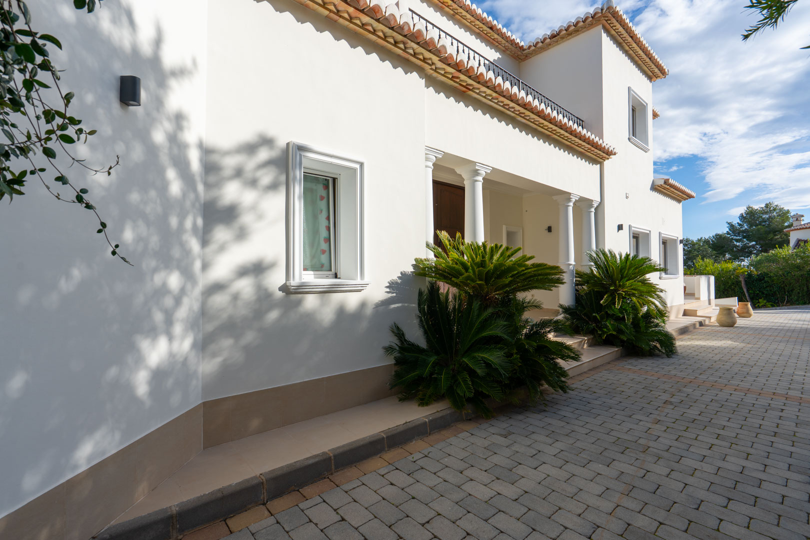 Vila massiva de 4 habitacions amb vistes al mar i al Montgó en venda a Javea Piver