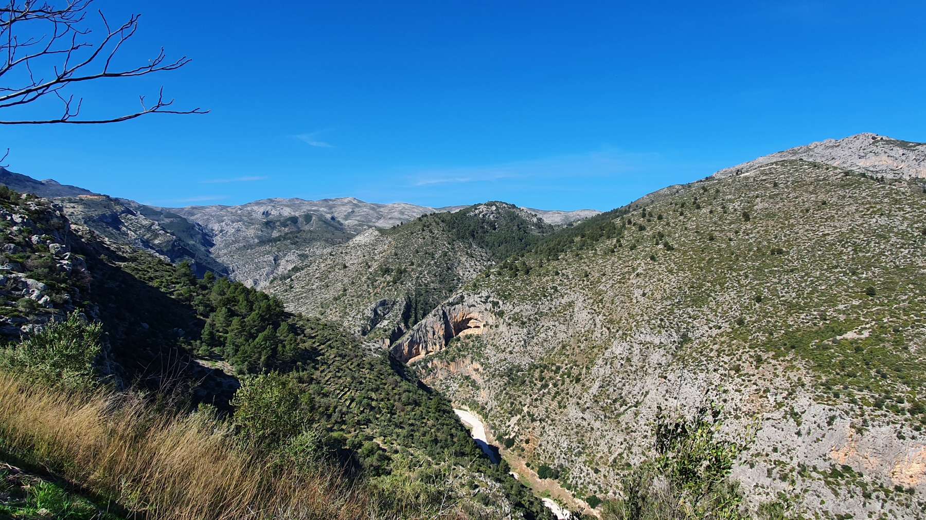 Nueva villa de 3 habitaciones en venta en Vall de Laguard con vista panorámica.