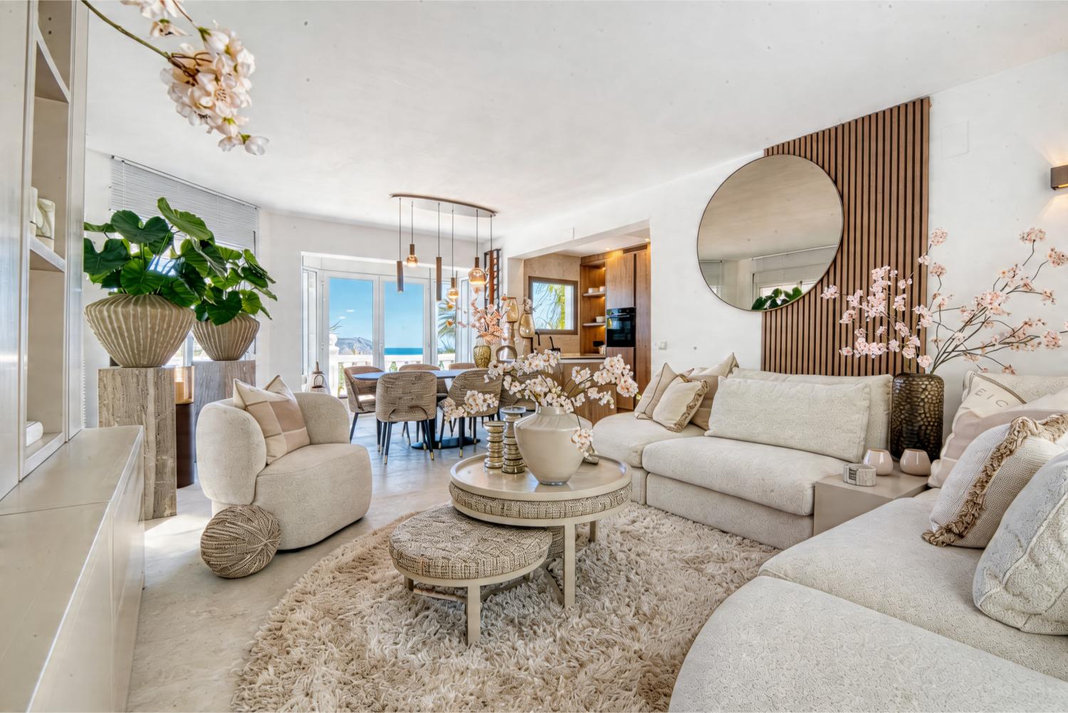 Luxury 3 bed villa for sale in Javea with sea and mountain view