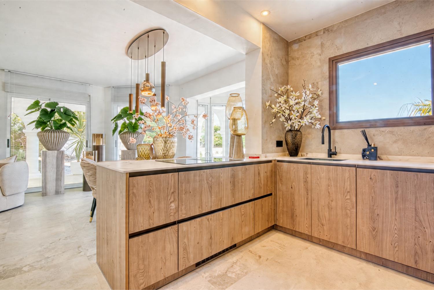 Luxury 3 bed villa for sale in Javea with sea and mountain view