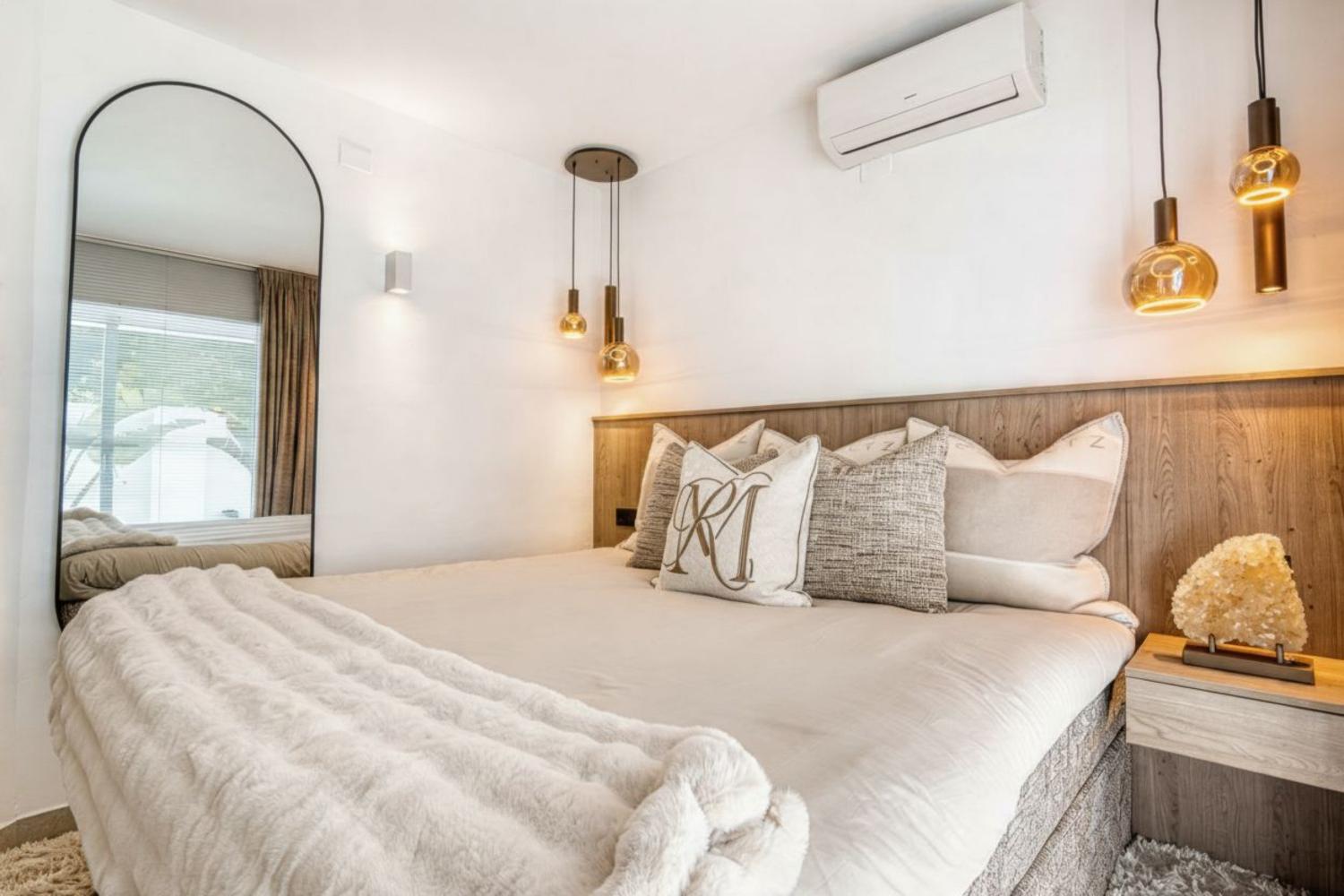 Luxury 3 bed villa for sale in Javea with sea and mountain view