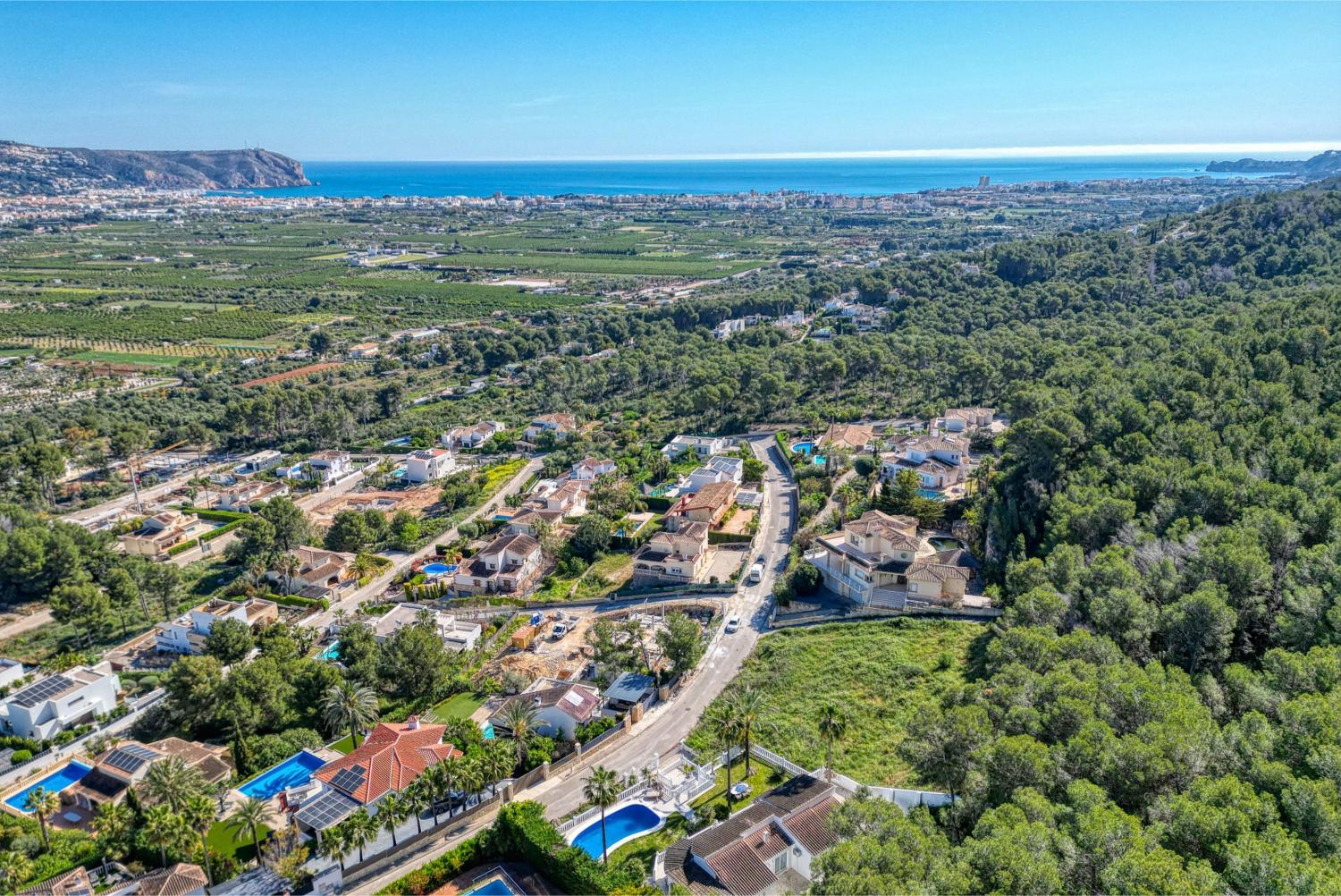 Luxury 3 bed villa for sale in Javea with sea and mountain view