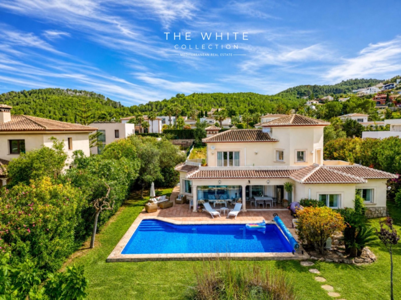 Elegant Mediterranean 3 bed Villa with Panoramic Views for sale in Puerta Fenicía, Javea