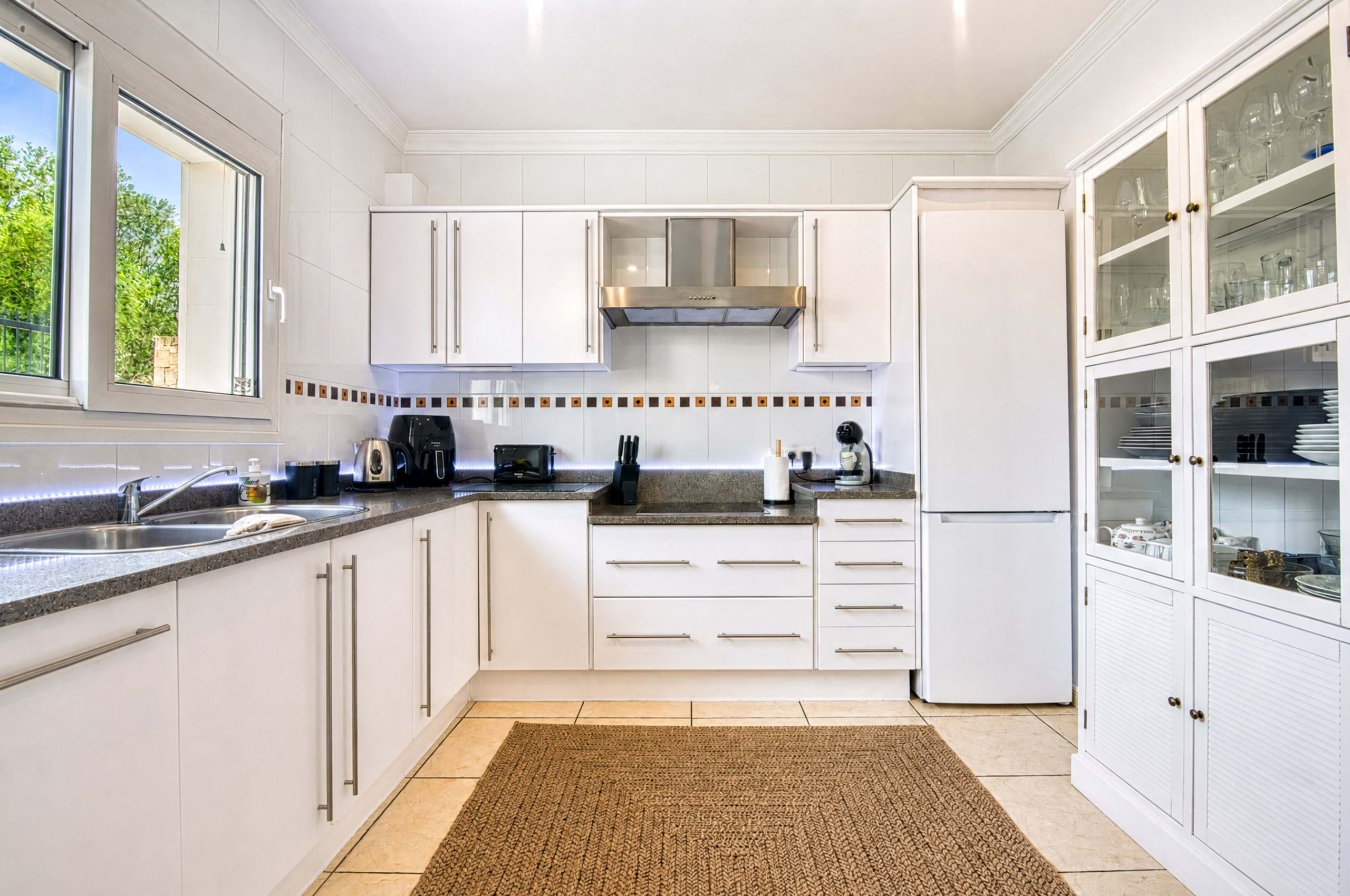 Elegant Mediterranean 3 bed Villa with Panoramic Views for sale in Puerta Fenicía, Javea