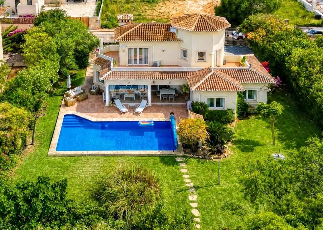 Elegant Mediterranean 3 bed Villa with Panoramic Views for sale in Puerta Fenicía, Javea