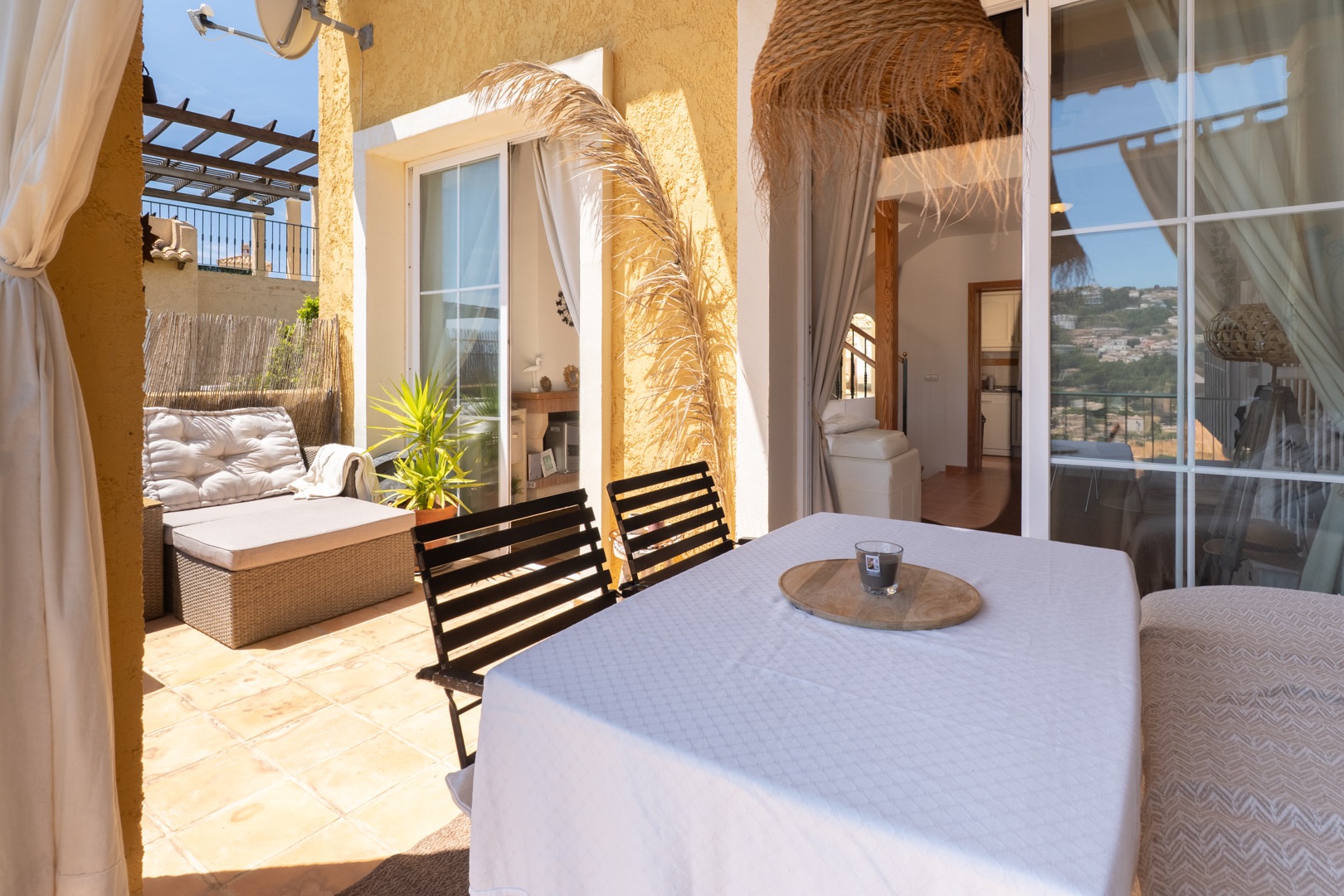 Una impressionant casa adossada de 2 habitacions amb vistes panoràmiques al mar impresionants en venda a Altea Hills.