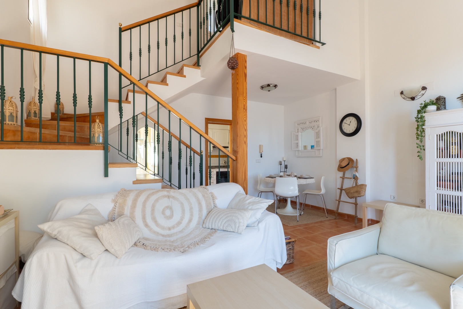 Una impressionant casa adossada de 2 habitacions amb vistes panoràmiques al mar impresionants en venda a Altea Hills.