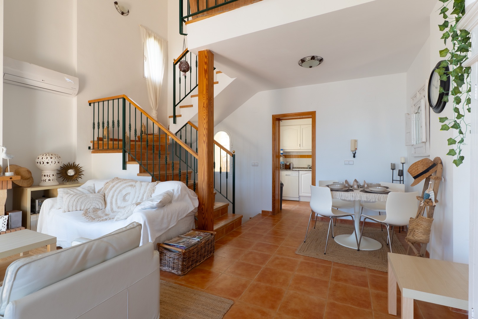 Una impressionant casa adossada de 2 habitacions amb vistes panoràmiques al mar impresionants en venda a Altea Hills.