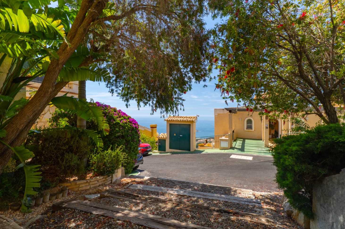 Una impressionant casa adossada de 2 habitacions amb vistes panoràmiques al mar impresionants en venda a Altea Hills.
