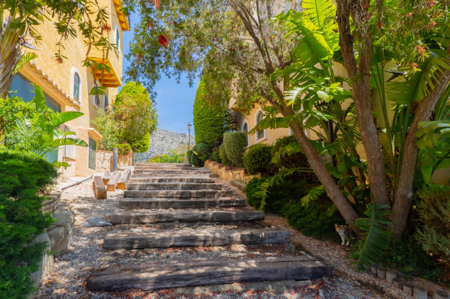 Una impressionant casa adossada de 2 habitacions amb vistes panoràmiques al mar impresionants en venda a Altea Hills.