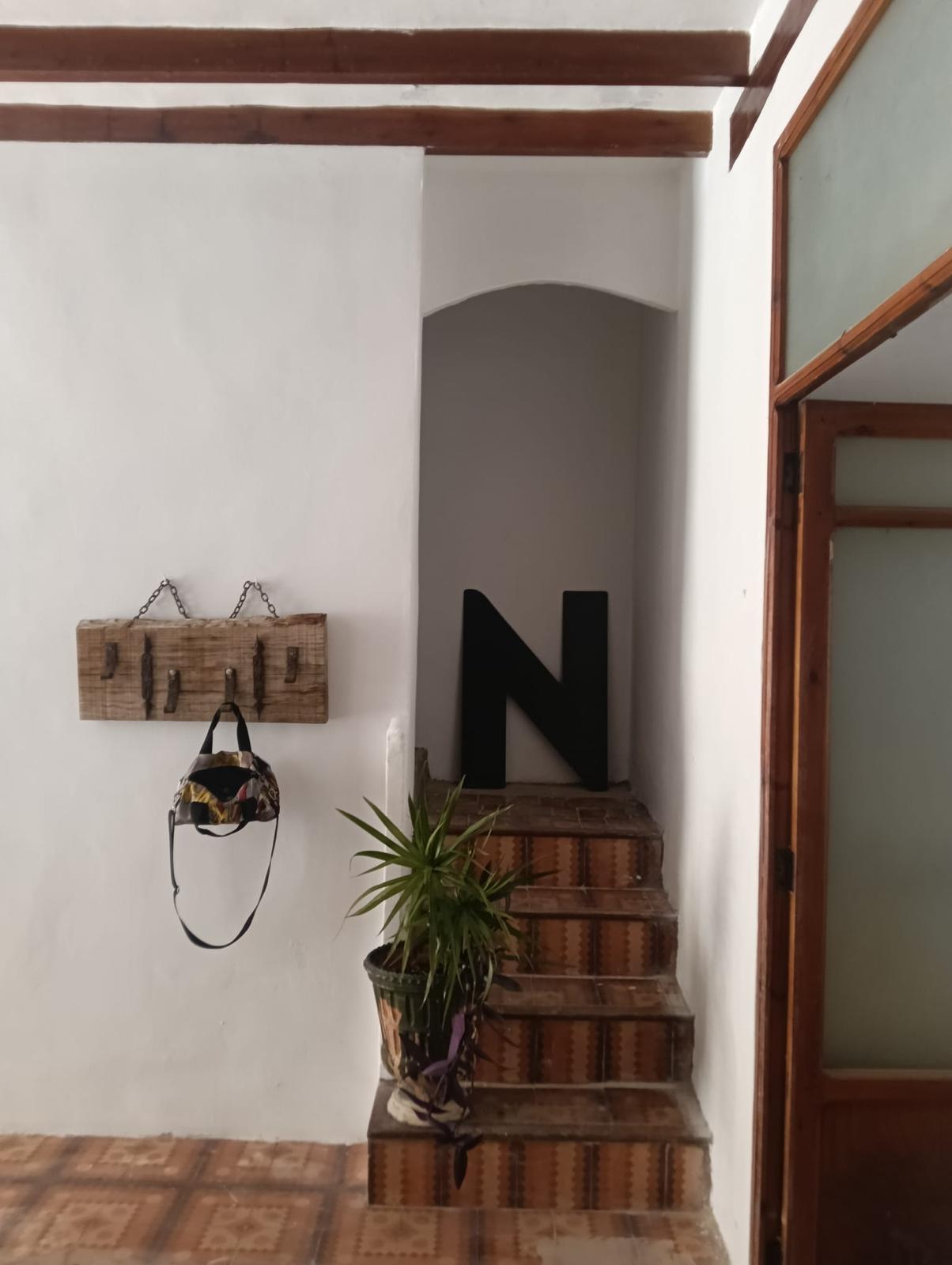 Casa adosada única en venta con licencia de construcción y permiso de planificación completos