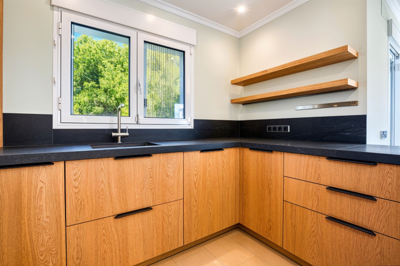 Modern 4 bed Villa with Panoramic Sea &amp; Montgó Mountain Views for sale in Javea