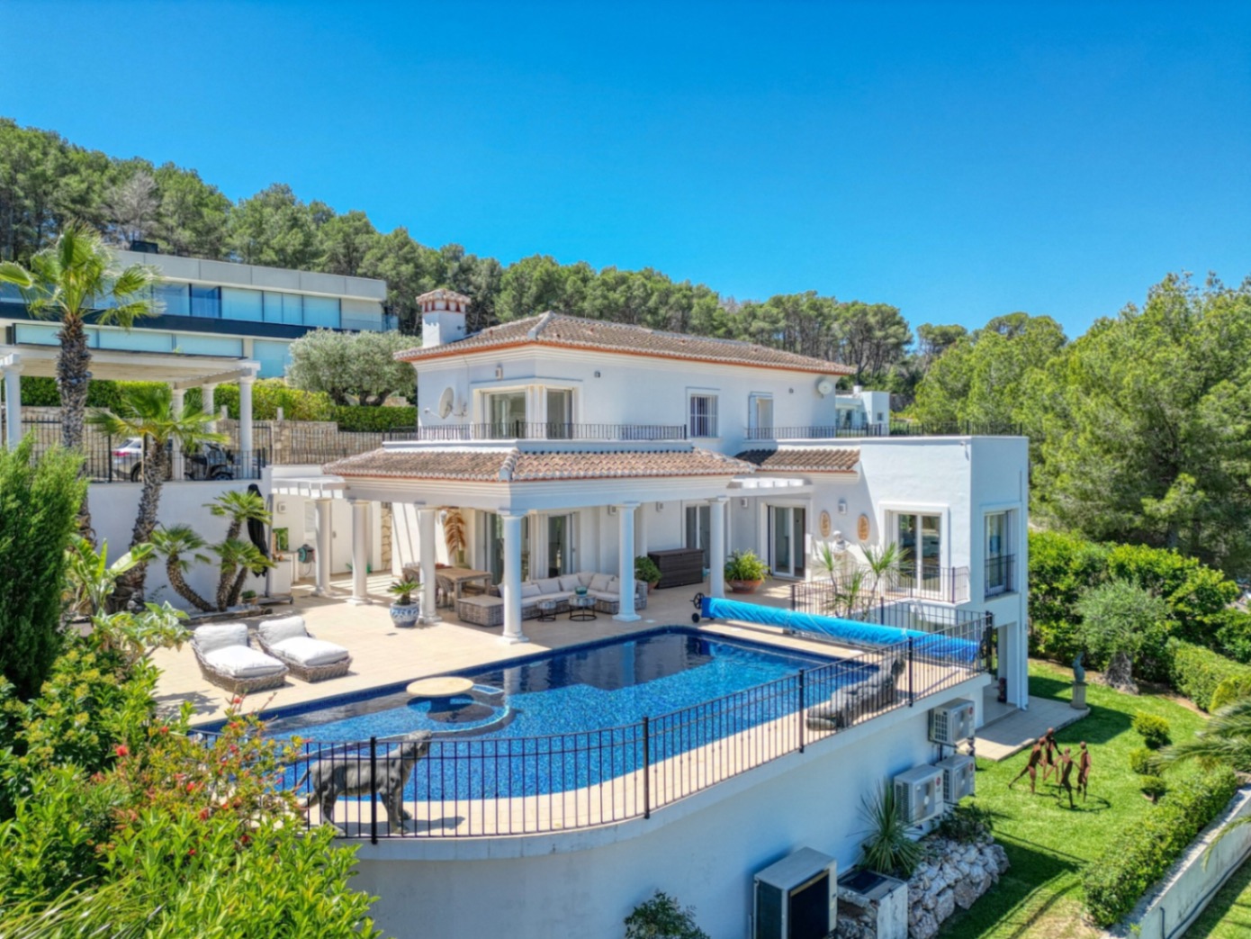 Modern 4 bed Villa with Panoramic Sea &amp; Montgó Mountain Views for sale in Javea