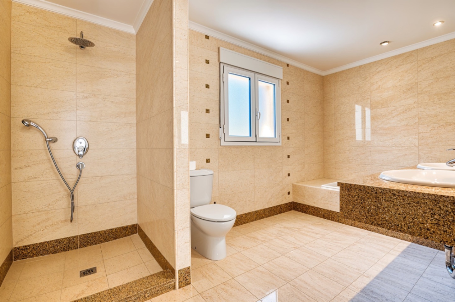 Modern 4 bed Villa with Panoramic Sea &amp; Montgó Mountain Views for sale in Javea
