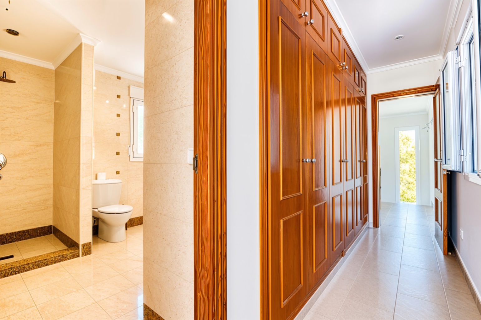 Modern 4 bed Villa with Panoramic Sea &amp; Montgó Mountain Views for sale in Javea