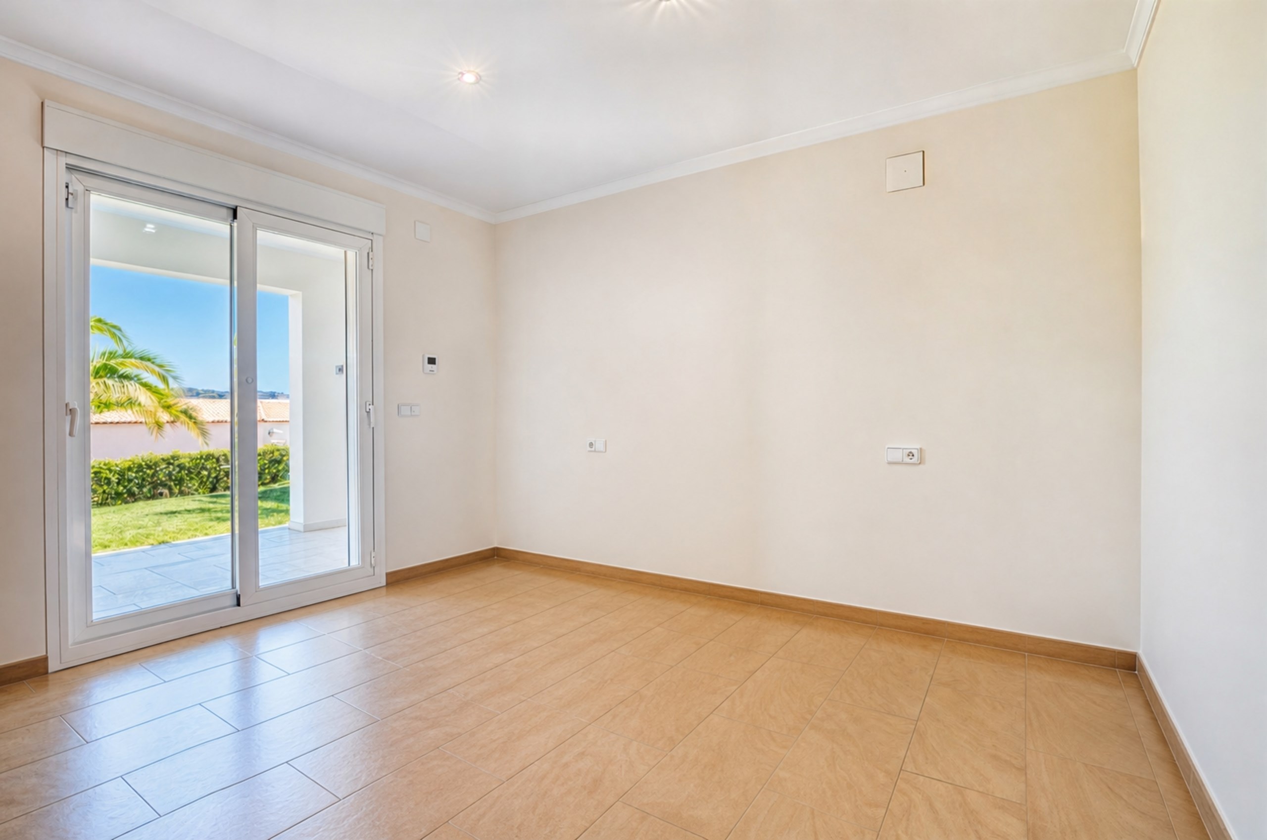 Modern 4 bed Villa with Panoramic Sea &amp; Montgó Mountain Views for sale in Javea