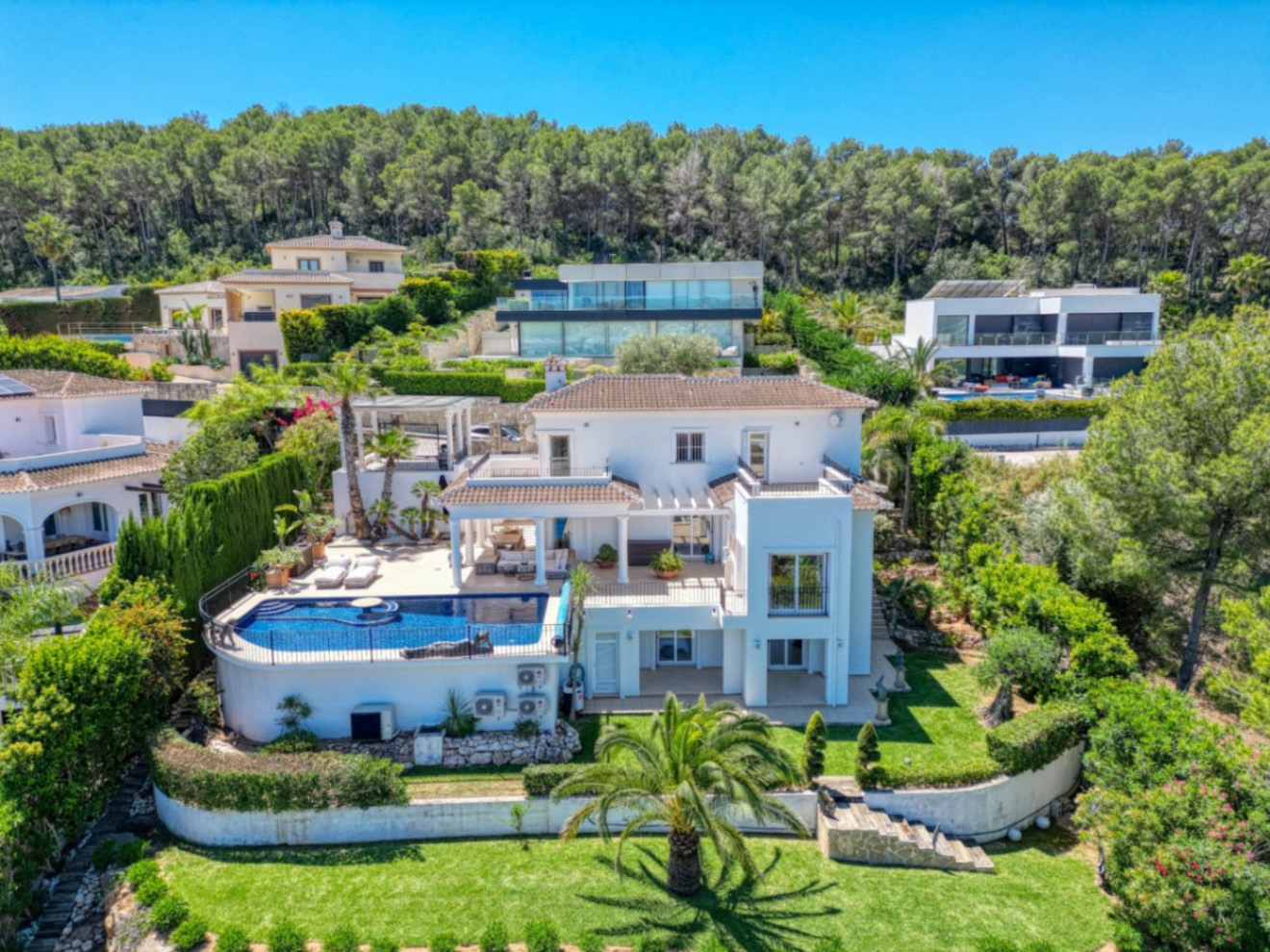 Modern 4 bed Villa with Panoramic Sea &amp; Montgó Mountain Views for sale in Javea