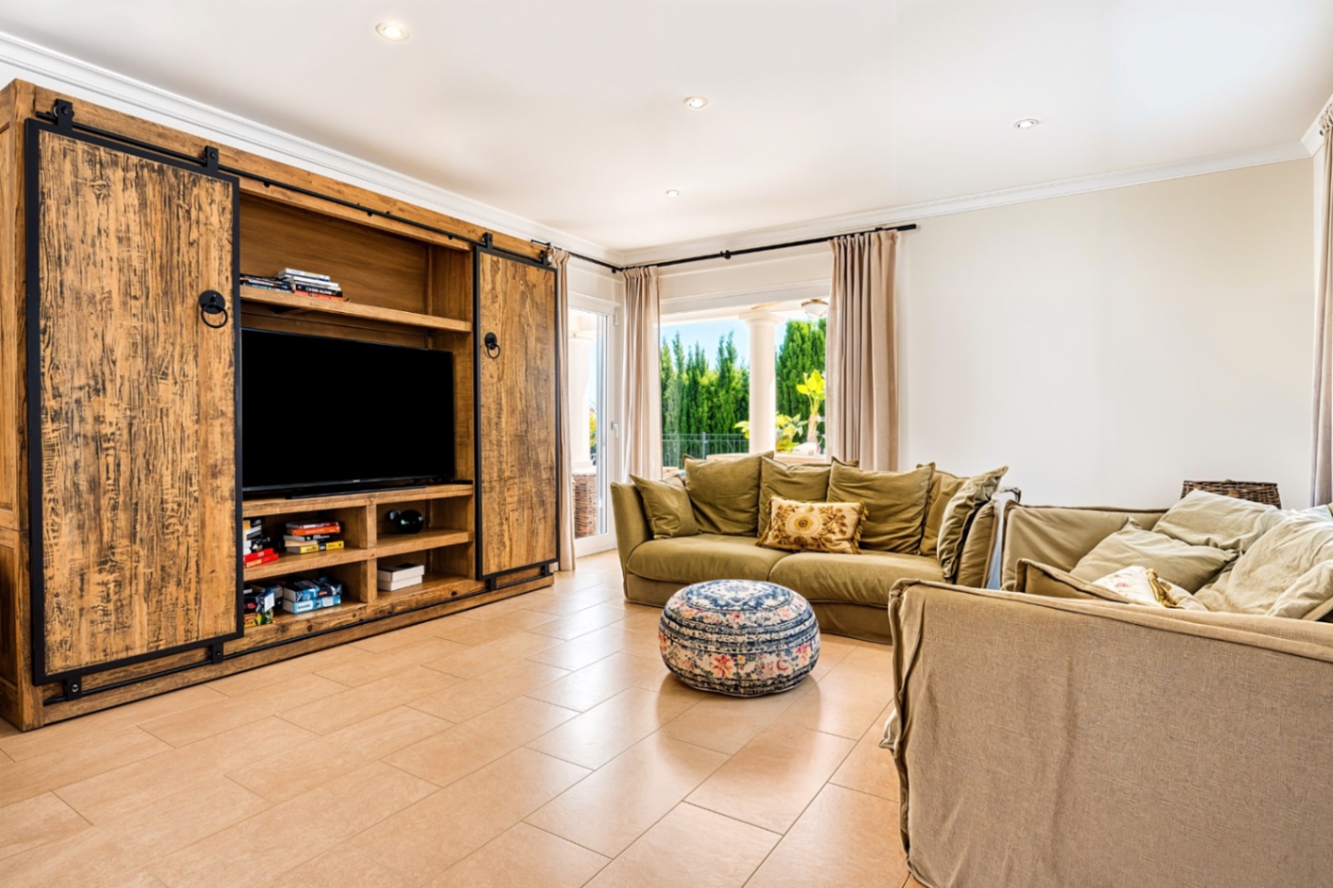 Modern 4 bed Villa with Panoramic Sea &amp; Montgó Mountain Views for sale in Javea