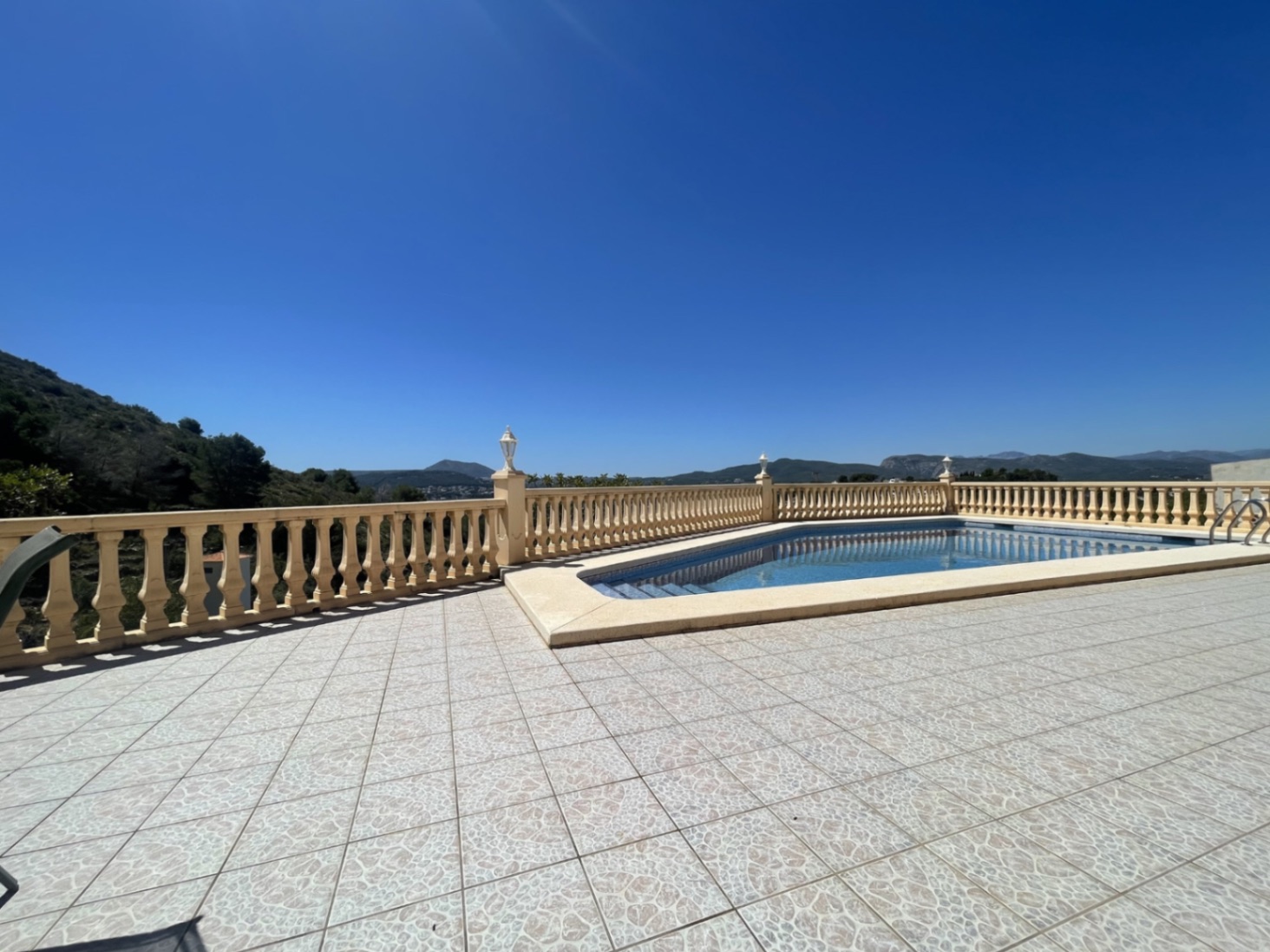 Charming 4 bed villa with Mountain views in Jávea
