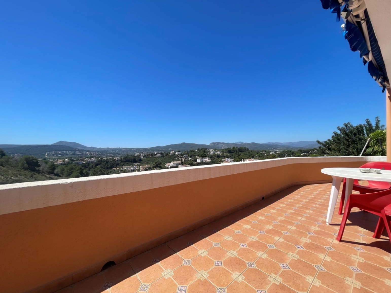  Charming 4 bed villa with Mountain views in Jávea