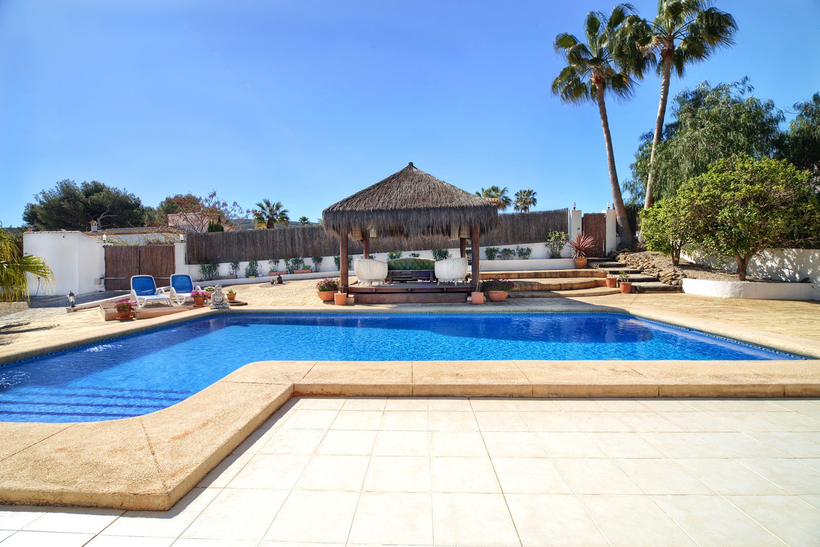 Charming 5 bed villa for sale in Javea las Laderas