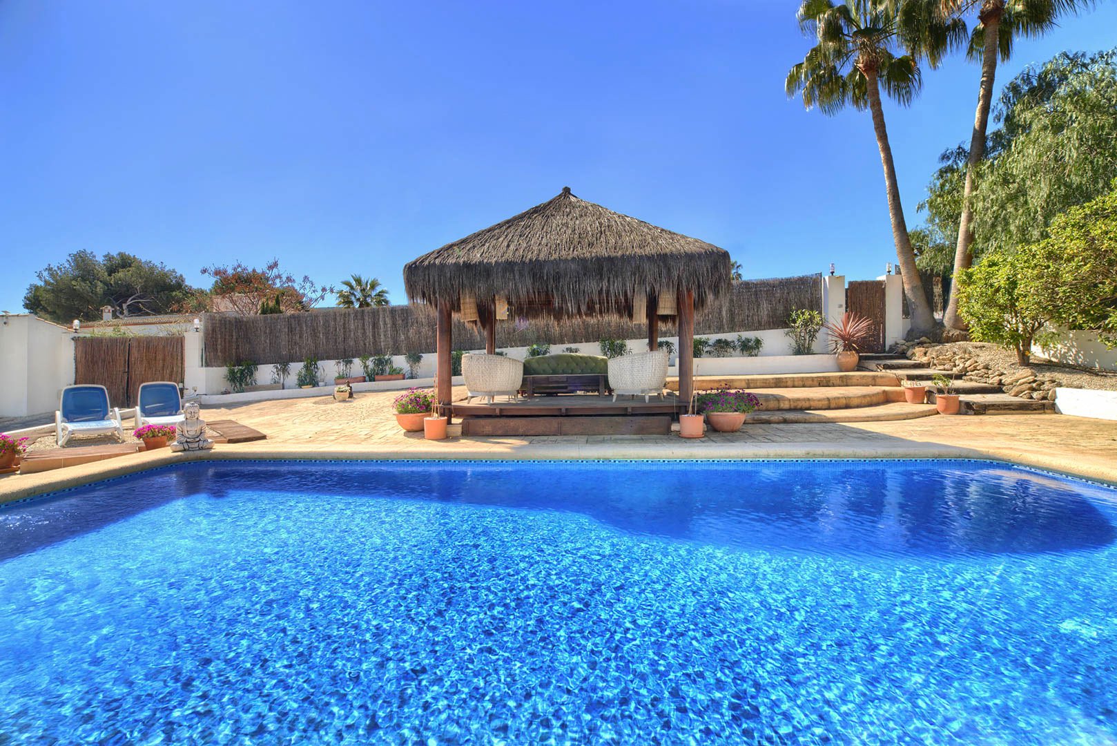 Charming 5 bed villa for sale in Javea las Laderas