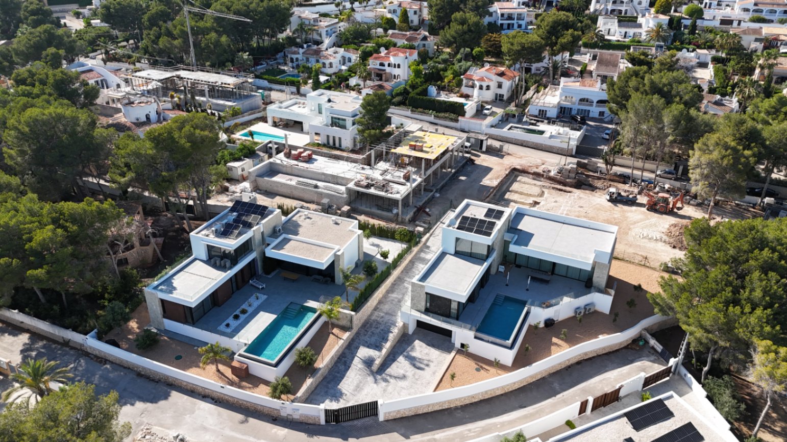 Luksusowa willa z 4 sypialniami i widokiem na morze na sprzedaż w Moraira
