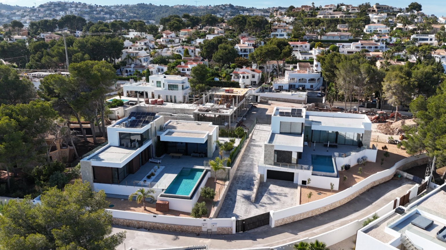Luksusowa willa z 4 sypialniami i widokiem na morze na sprzedaż w Moraira