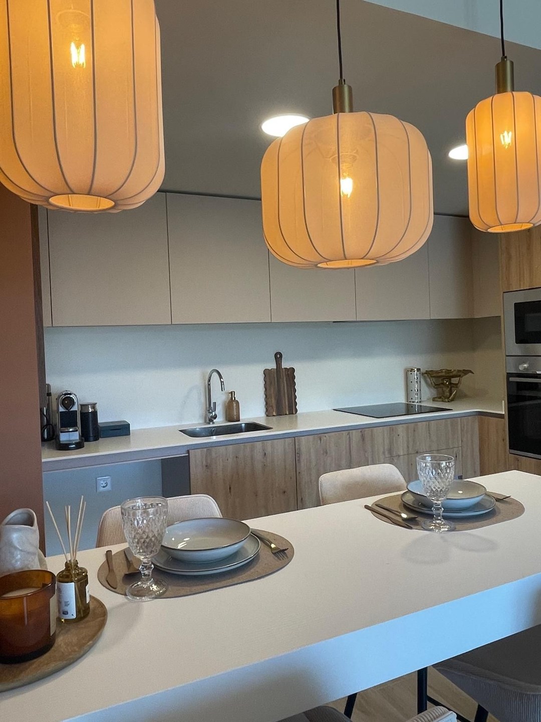 Apartamento moderno de nueva construcción en planta baja de 2 habitaciones a pocos pasos del puerto de Javea.